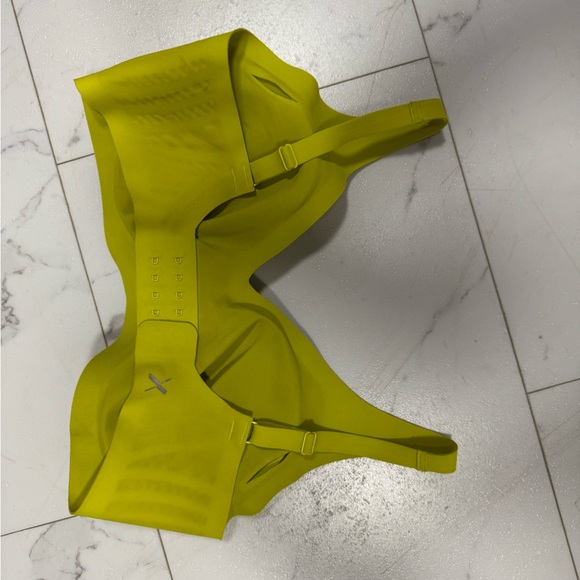 Knix Revolution V-neck Bright Neon Yellow Women's Bra - size M++ - Picture 5 of 10